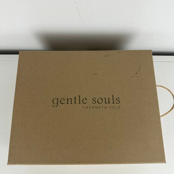 NWB Gentle Soul Womens Lizzy T-Strap Buckle Lightweight Platform Sandal Black 6M - Picture 6 of 10